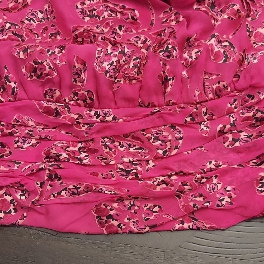 WHITE HOUSE BLACK MARKET Fuschia Sleeveless Faux Wrap Silk Floral Pullover Top S - Picture 12 of 12